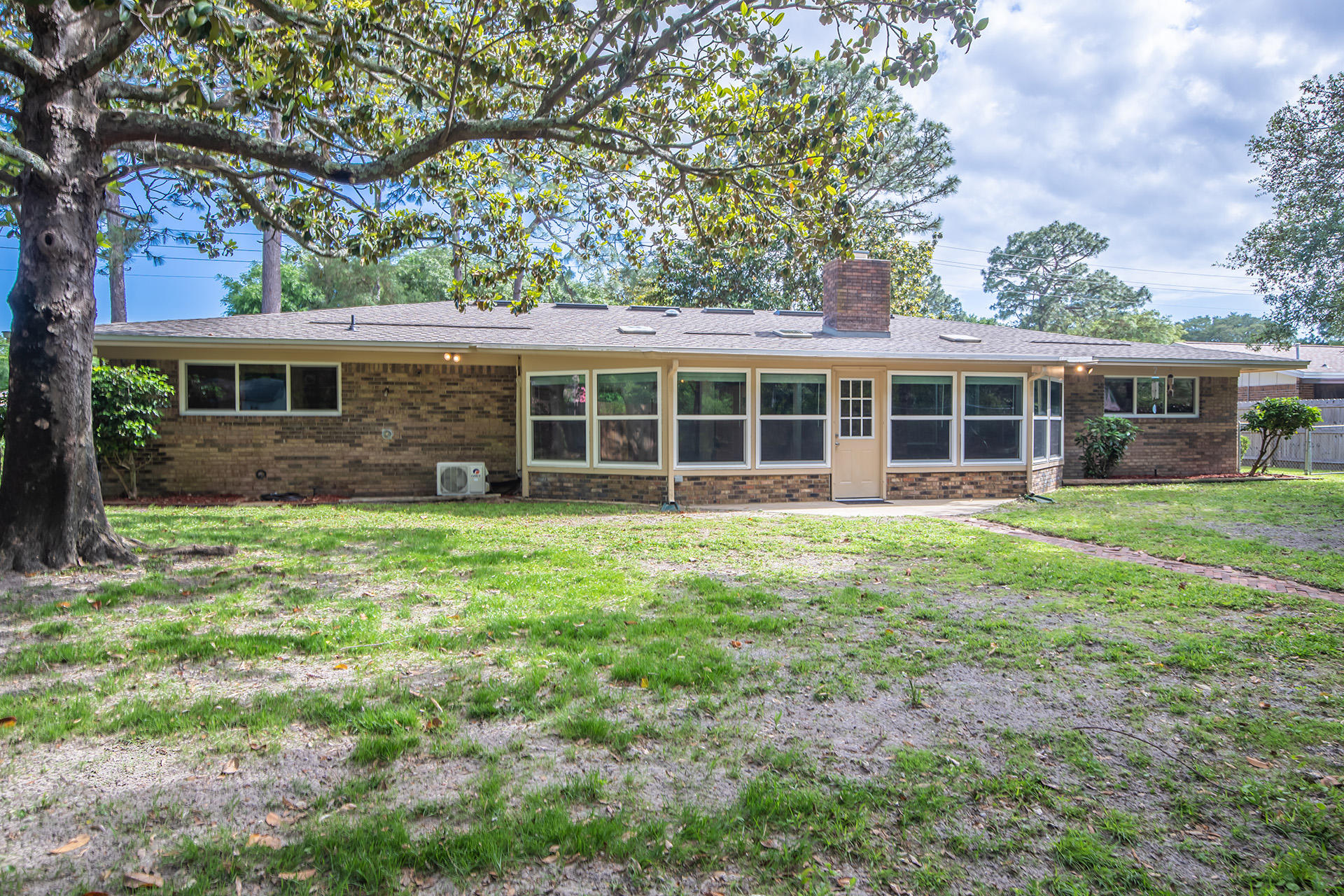 LAKE LORRAINE ESTATES - Residential