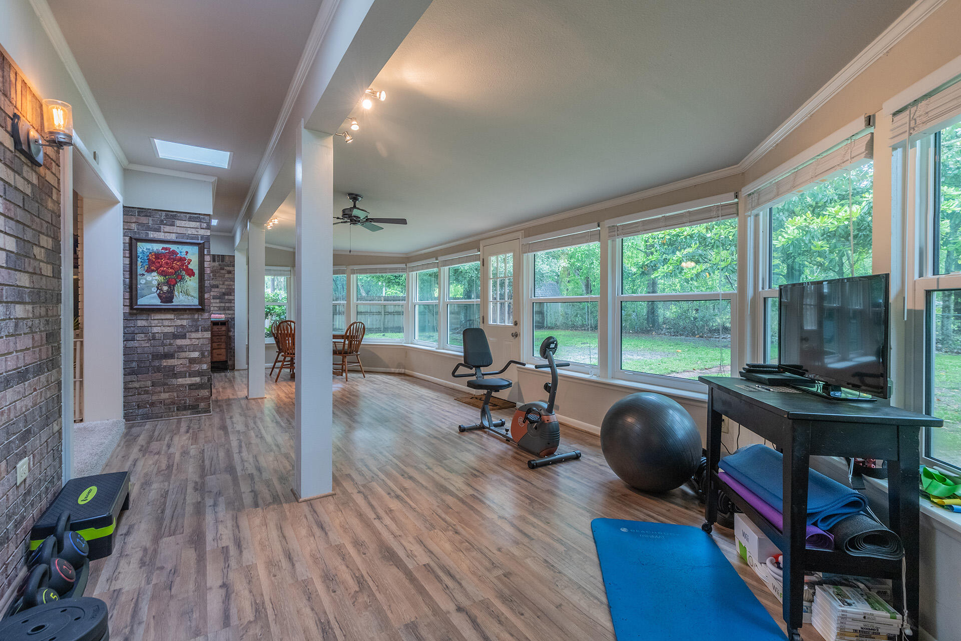 LAKE LORRAINE ESTATES - Residential