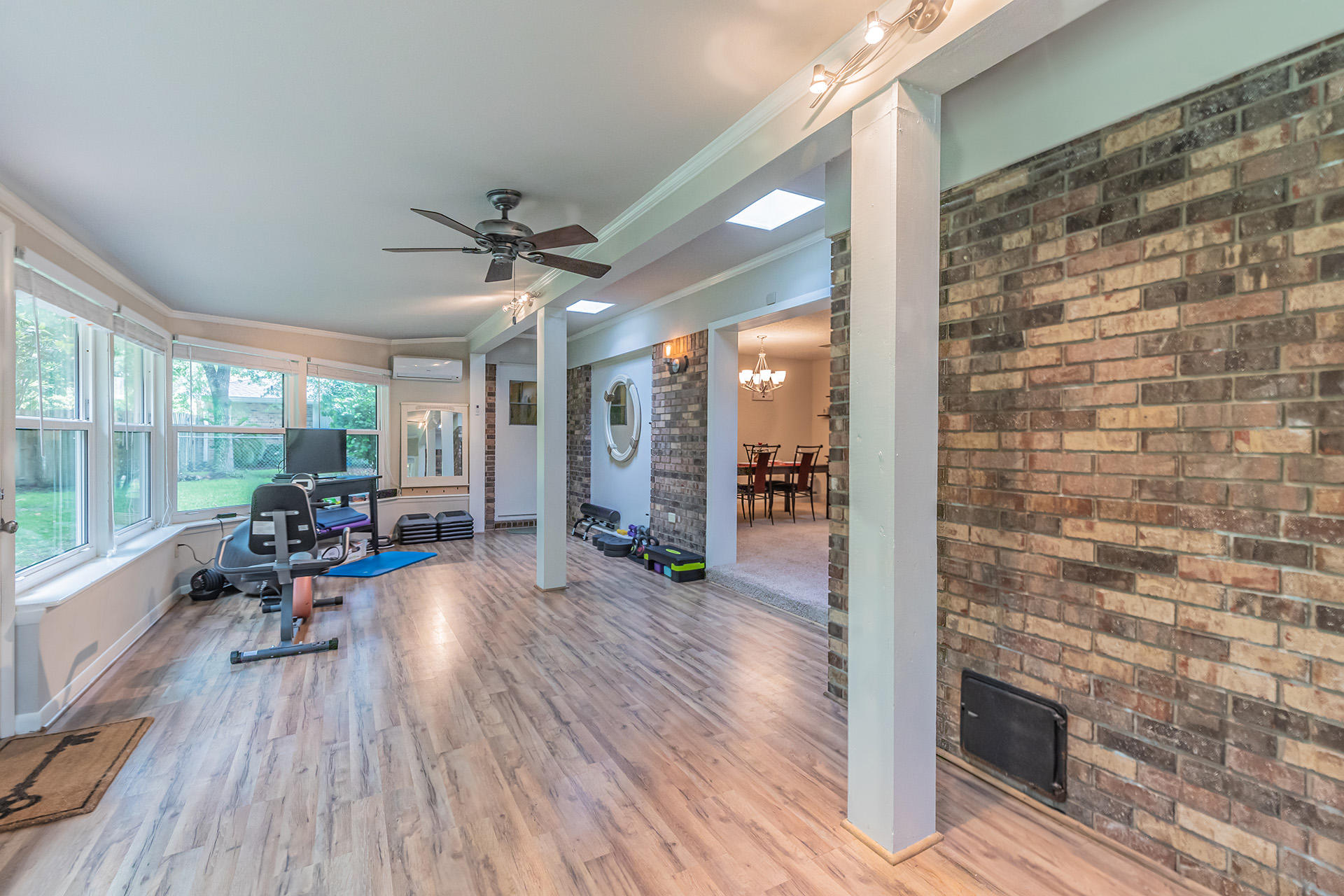 LAKE LORRAINE ESTATES - Residential