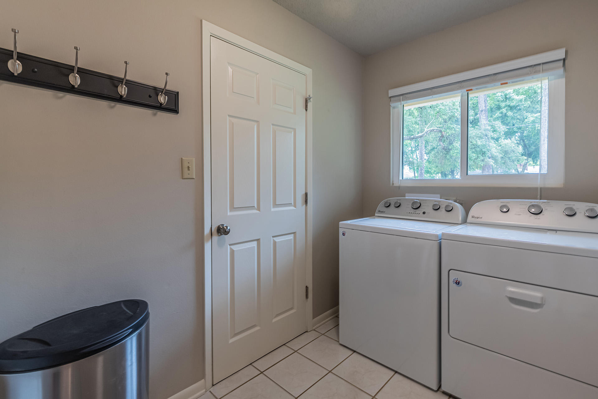 LAKE LORRAINE ESTATES - Residential