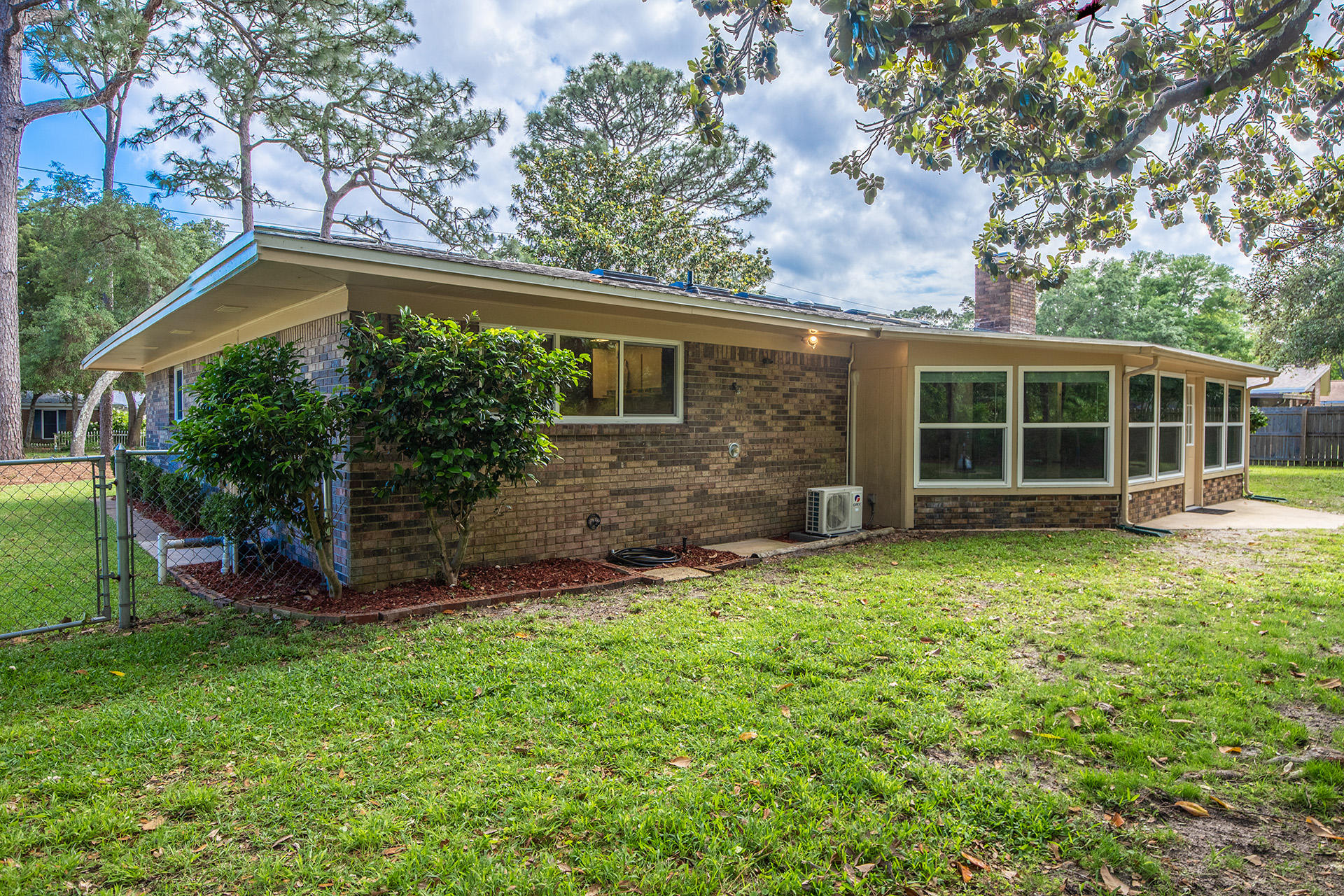 LAKE LORRAINE ESTATES - Residential