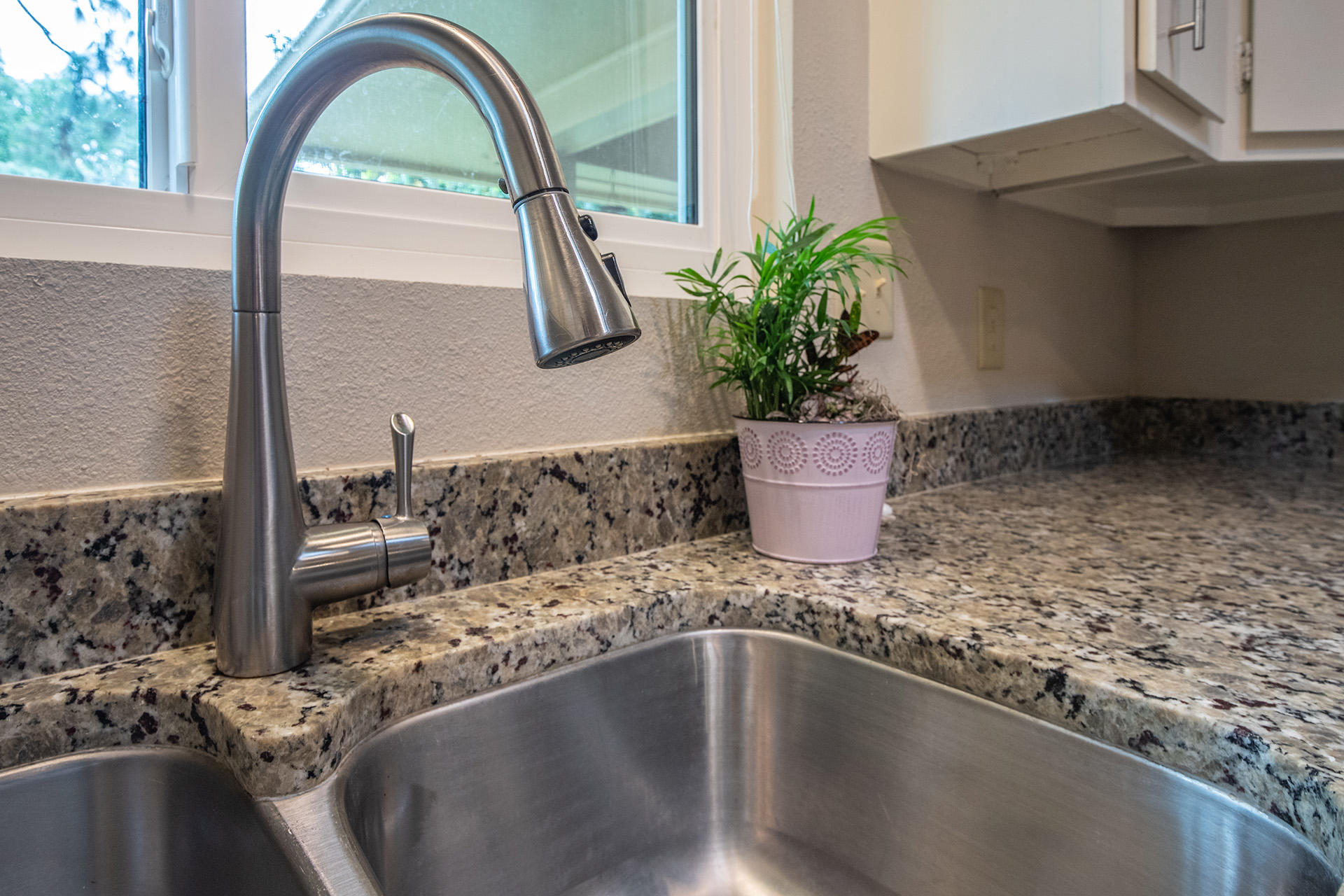 LAKE LORRAINE ESTATES - Residential