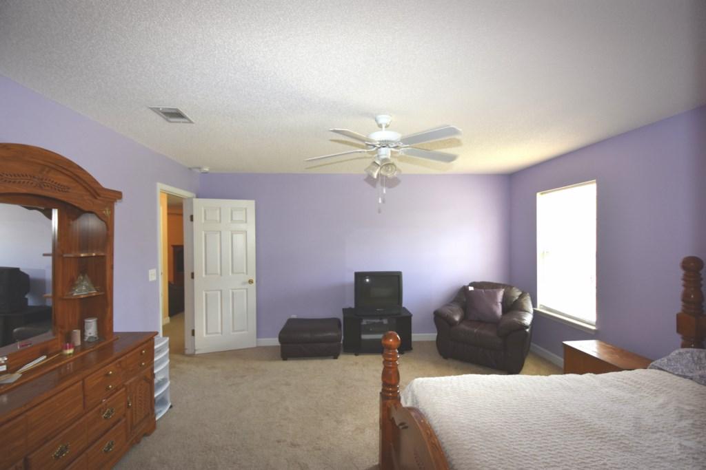 THE PINES - Residential