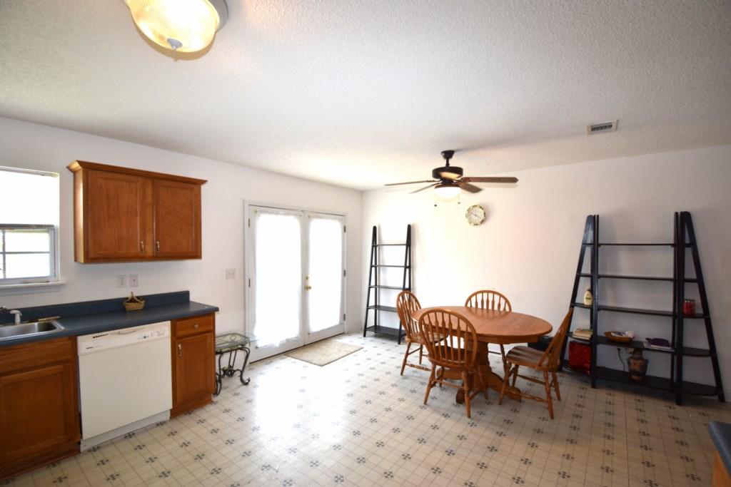 THE PINES - Residential