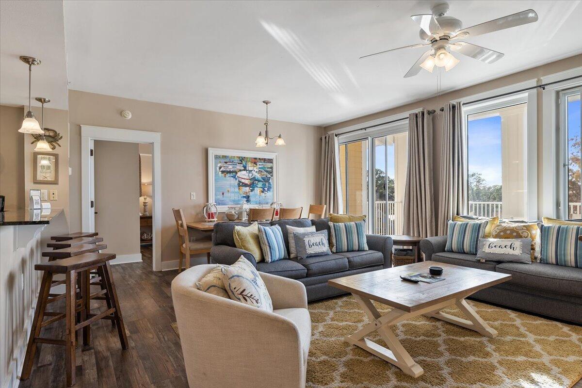 OBSERVATION POINT SOUTH - Residential