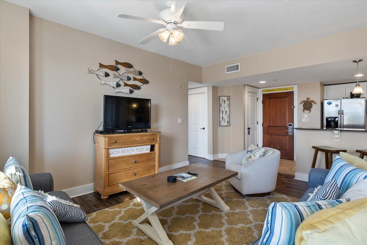 OBSERVATION POINT SOUTH - Residential