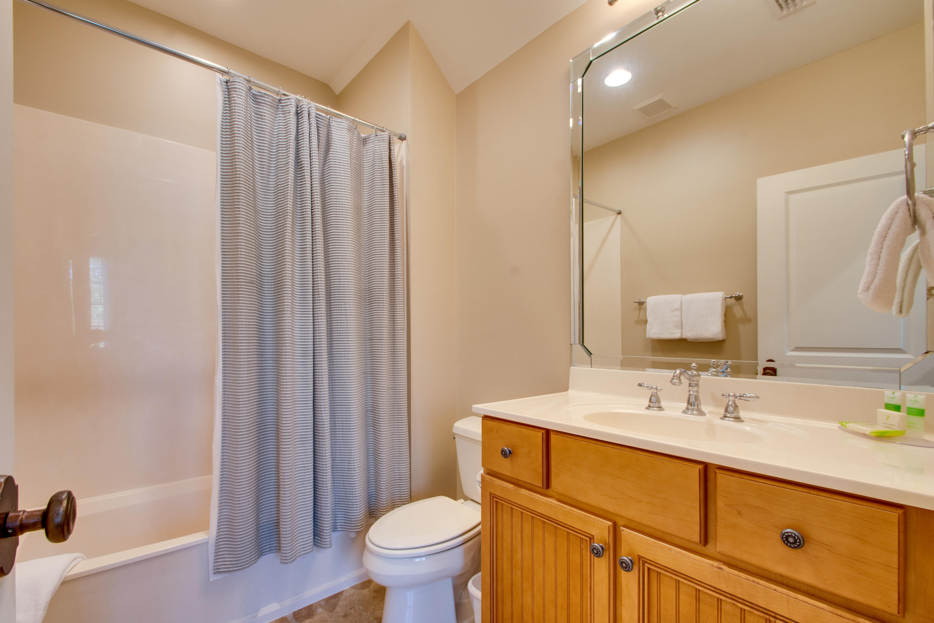 BUNGALOS AT SANDESTIN - Residential