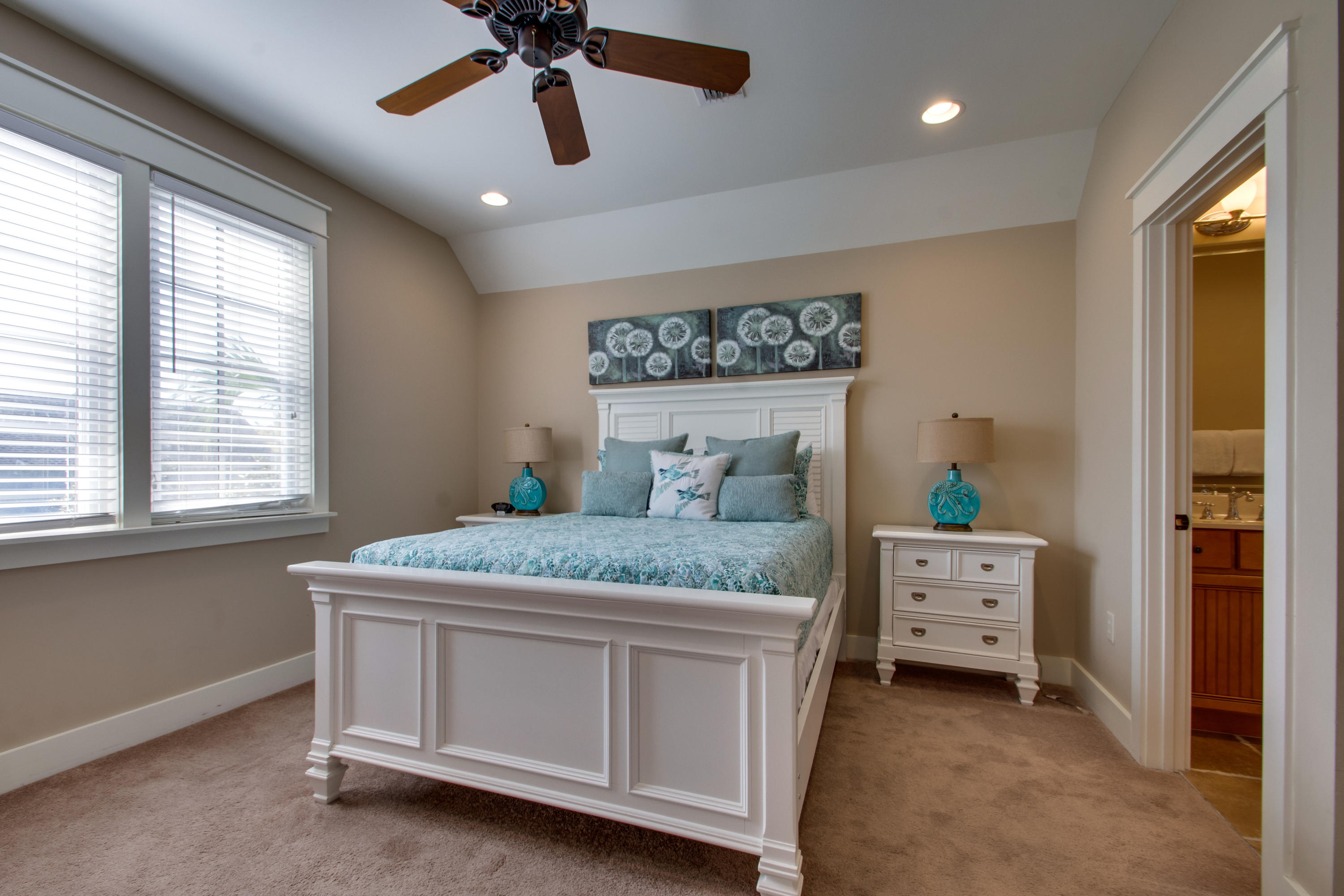 BUNGALOS AT SANDESTIN - Residential