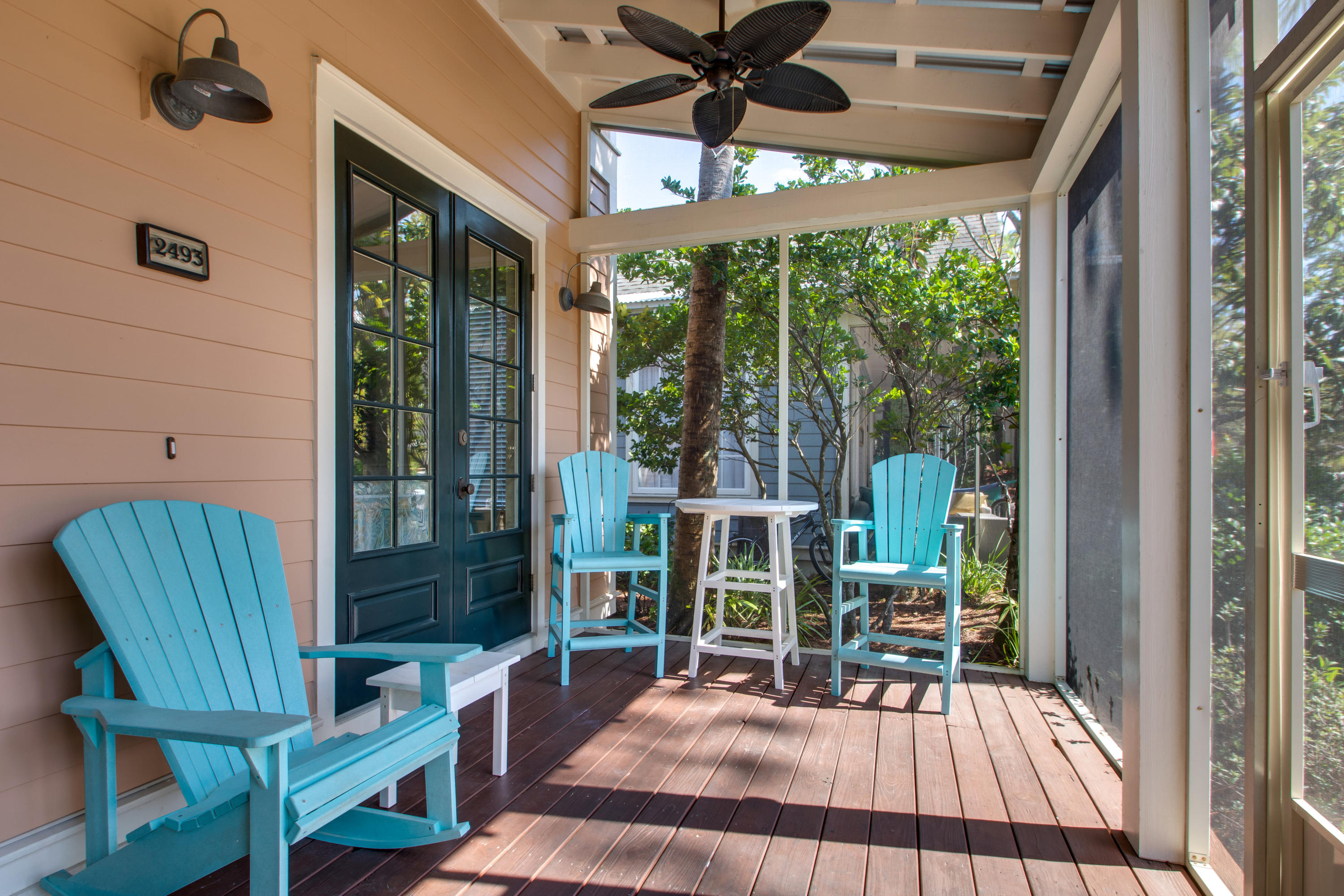 BUNGALOS AT SANDESTIN - Residential