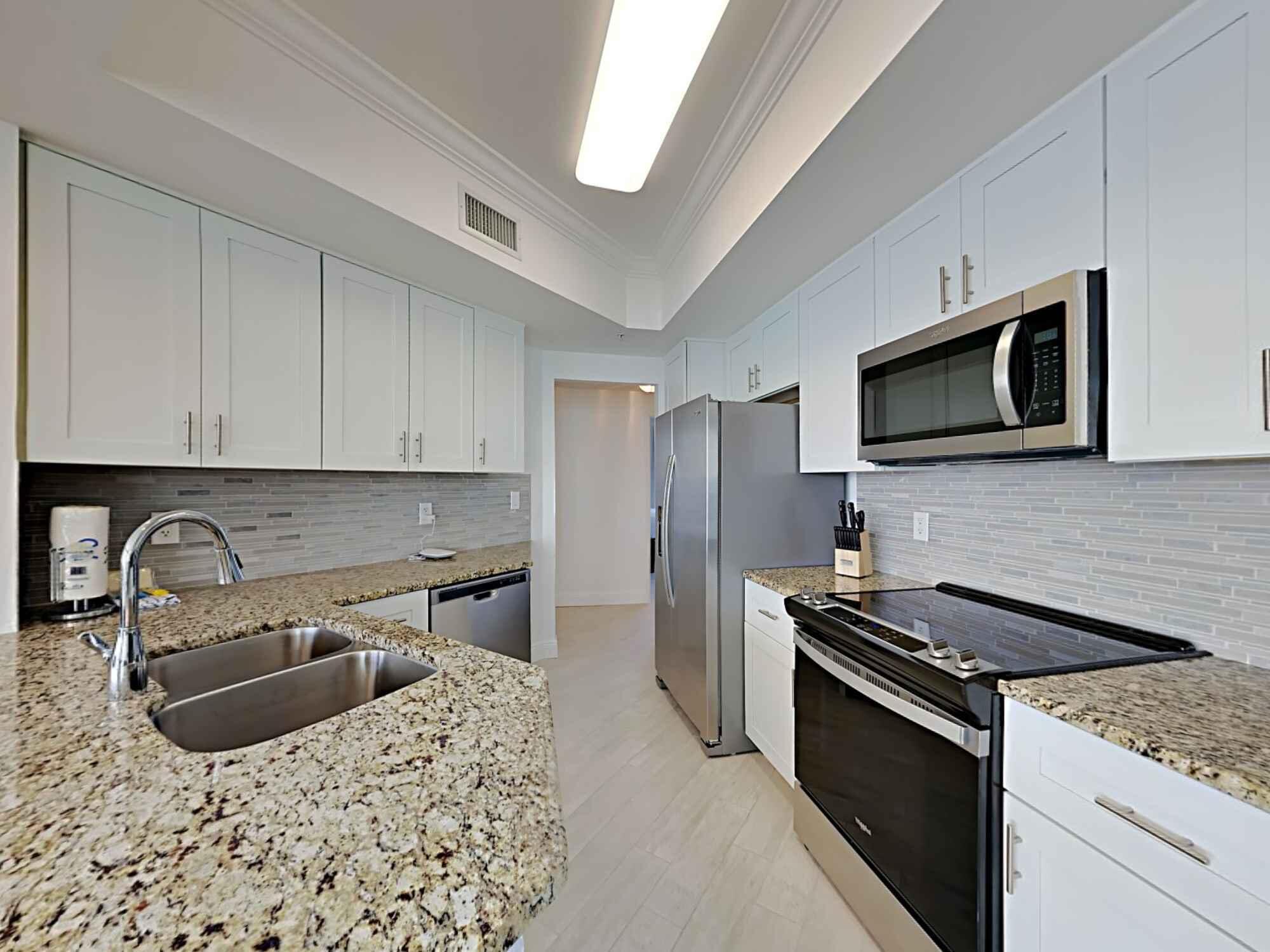 SILVER BEACH TOWERS WEST - Residential