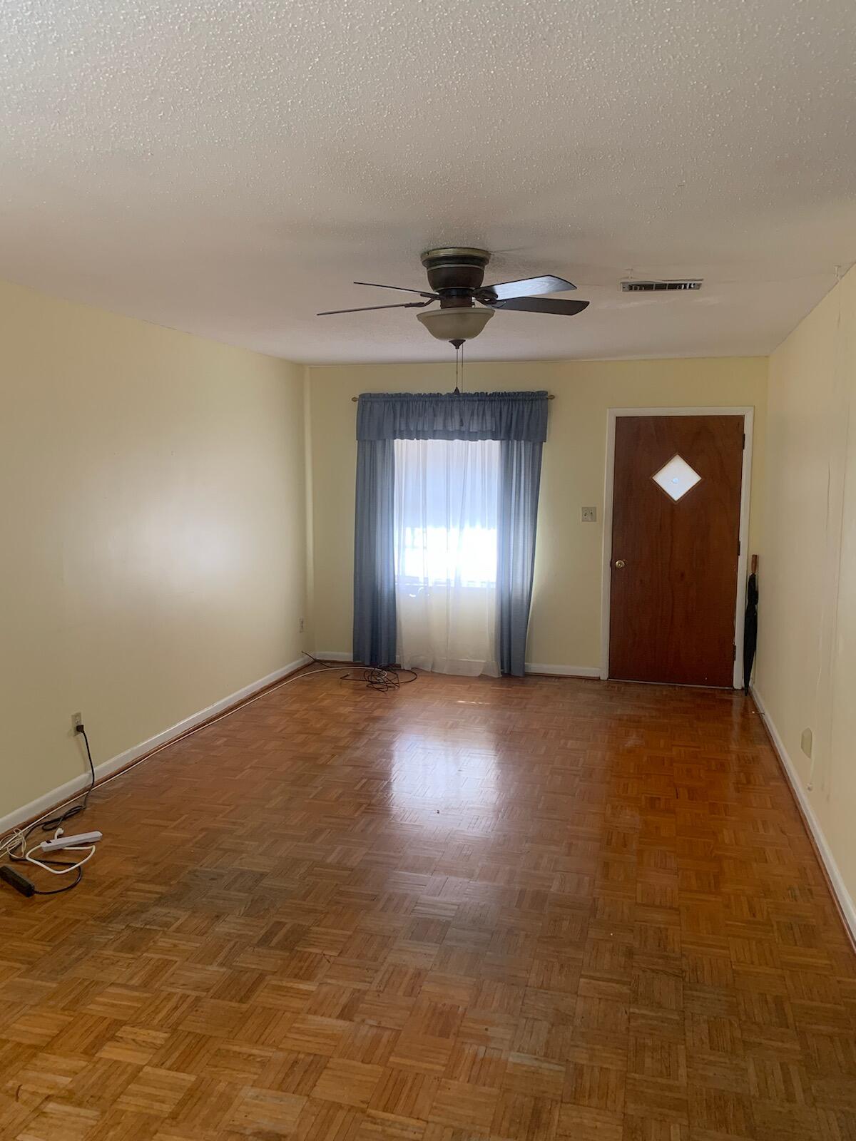 GARNIERS BCH 7TH ADD LOT 21 BLK C - Residential