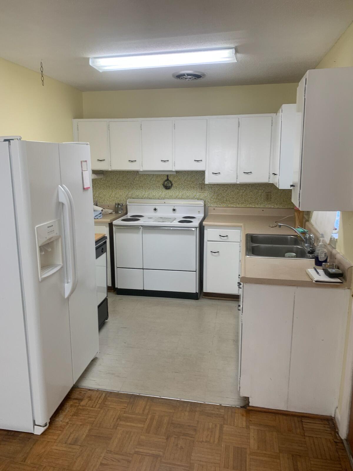 GARNIERS BCH 7TH ADD LOT 21 BLK C - Residential