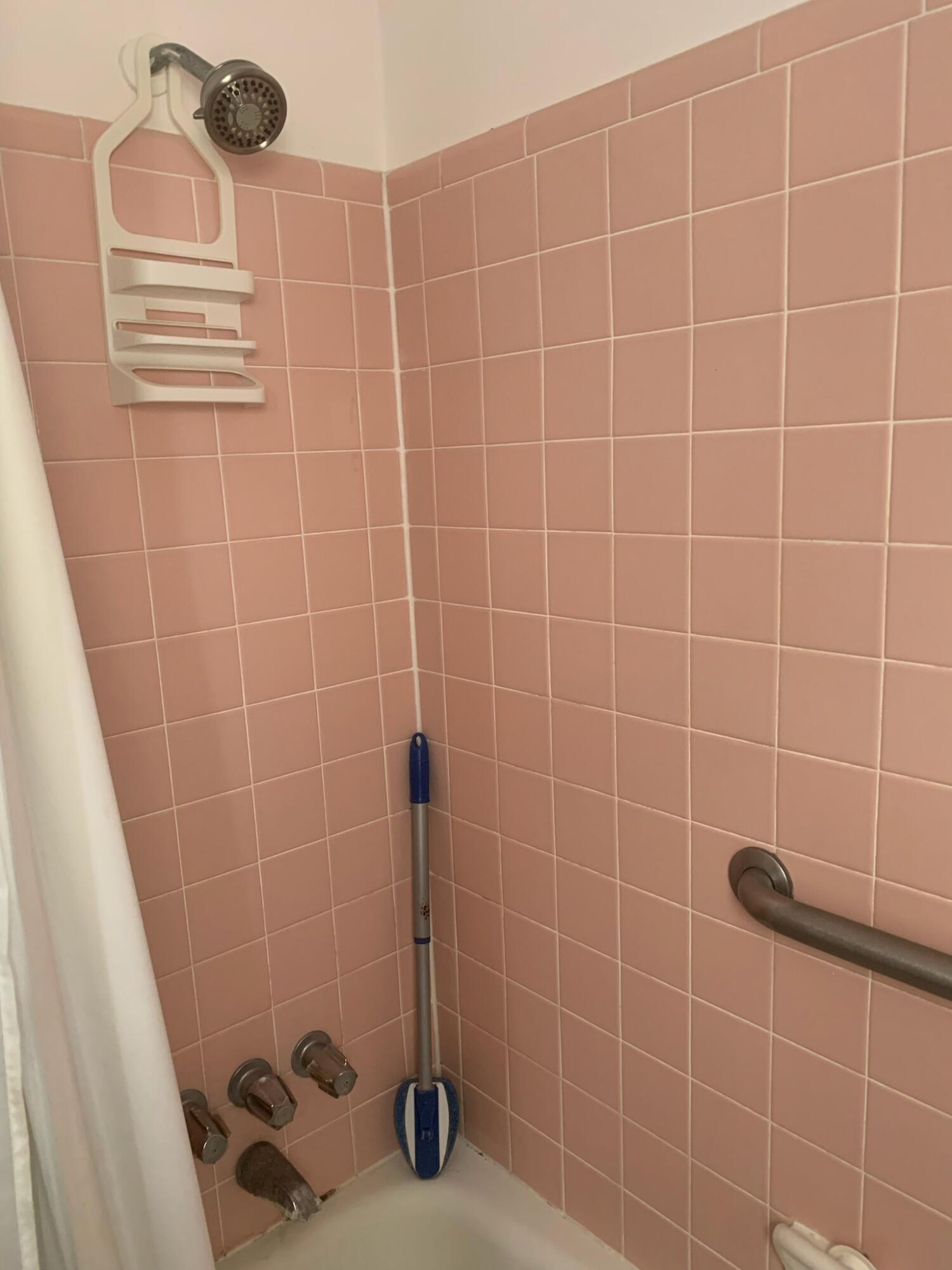 GARNIERS BCH 7TH ADD LOT 21 BLK C - Residential