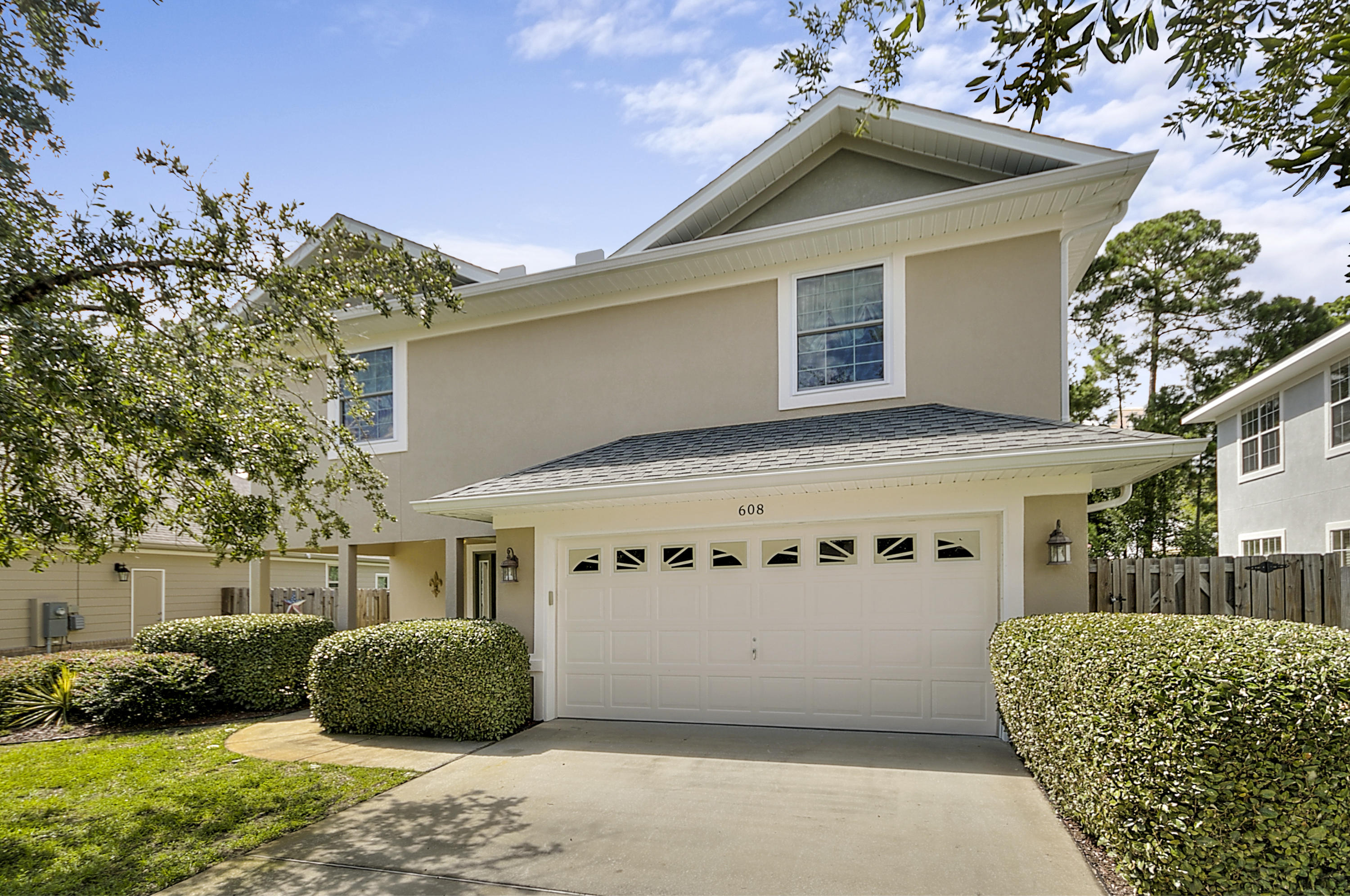 DRIFTWOOD ESTATES - Residential