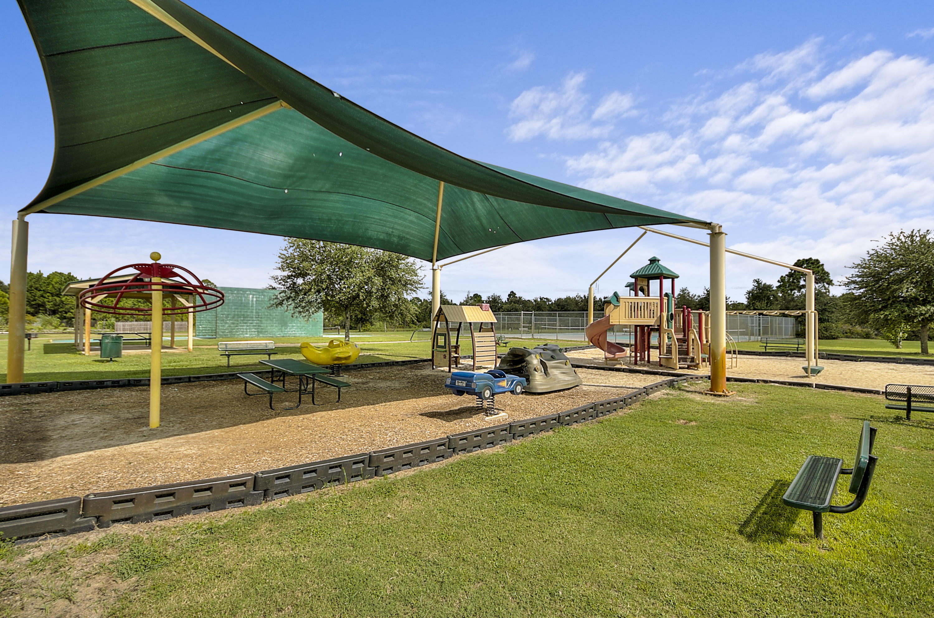 DRIFTWOOD ESTATES - Residential