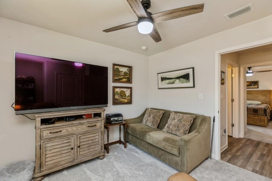 HUNTERS RIDGE - Residential