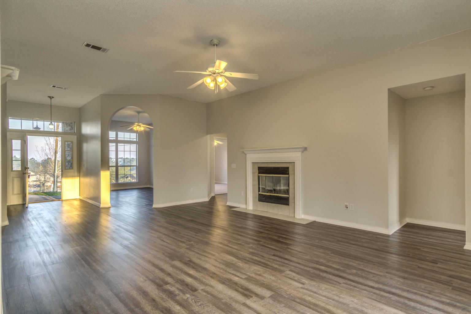 COUNTRYVIEW ESTATES 9TH ADDN - Residential Lease