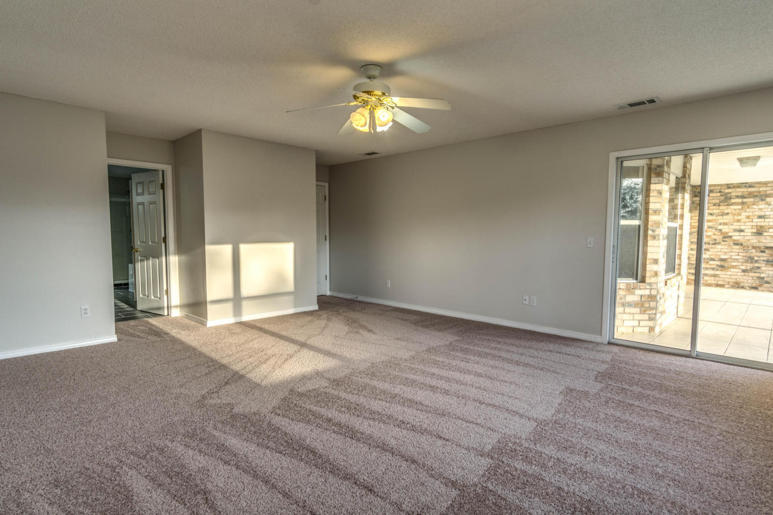 COUNTRYVIEW ESTATES 9TH ADDN - Residential Lease