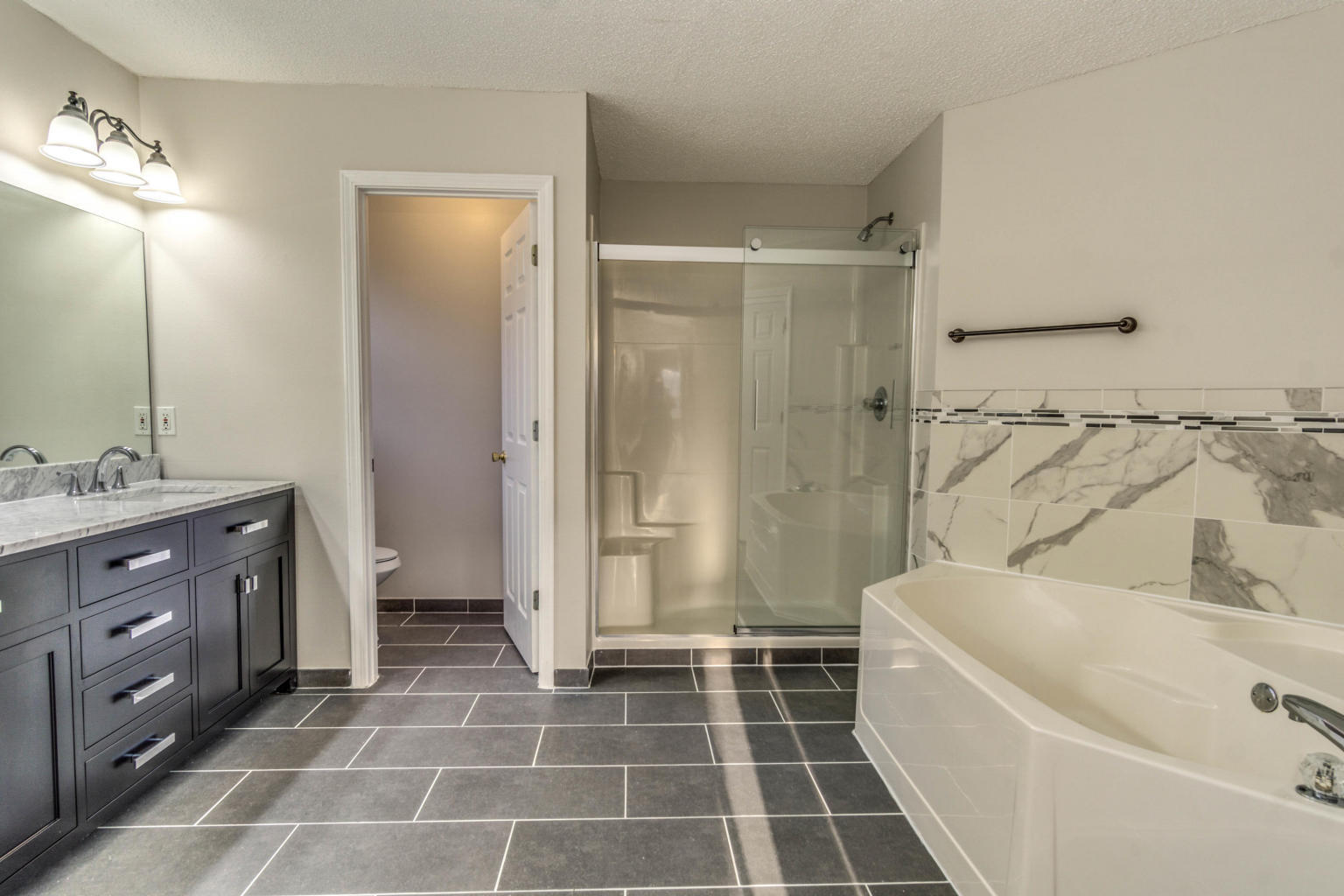 COUNTRYVIEW ESTATES 9TH ADDN - Residential Lease