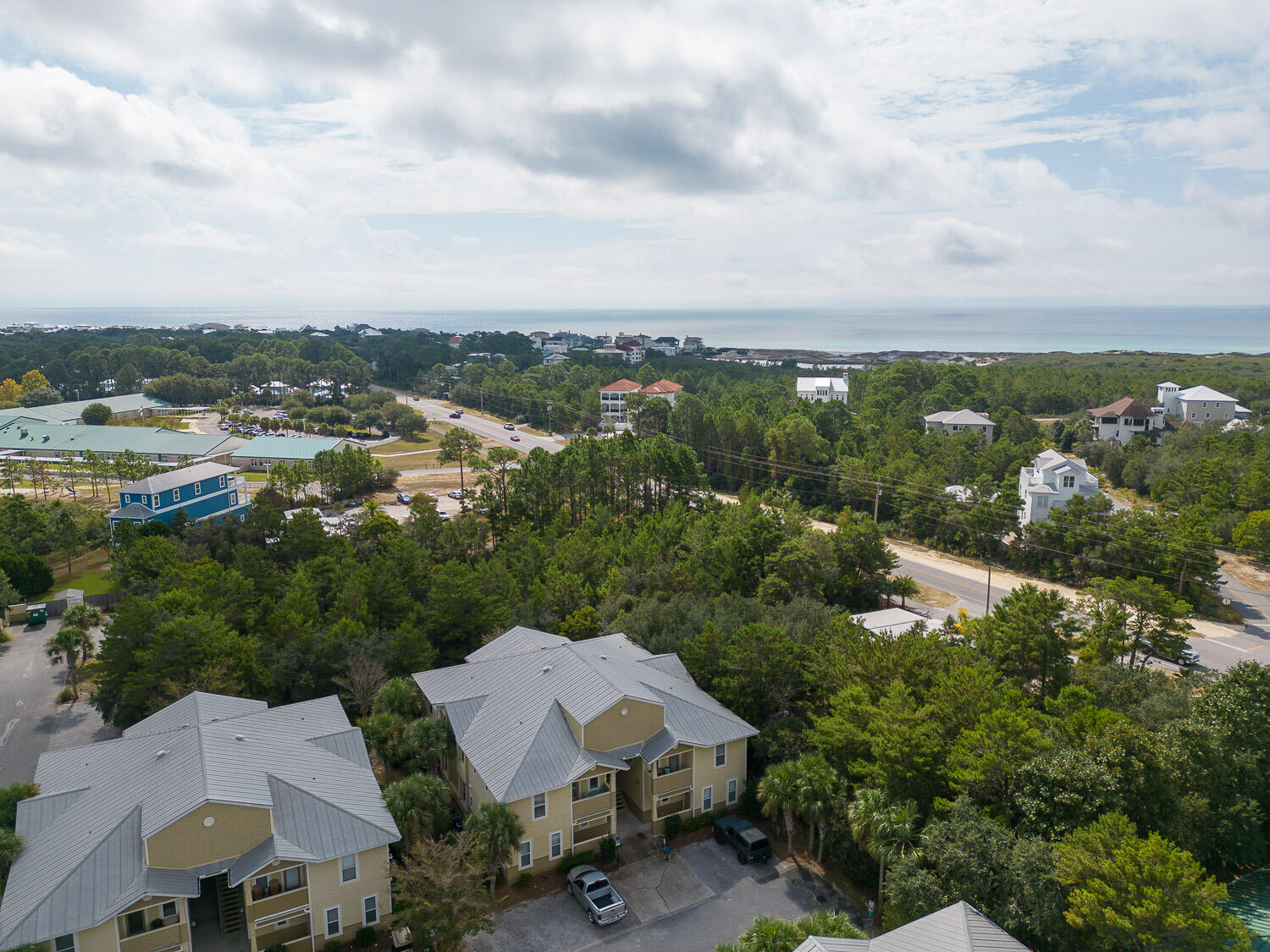 TOPSAIL VILLAGE - Residential