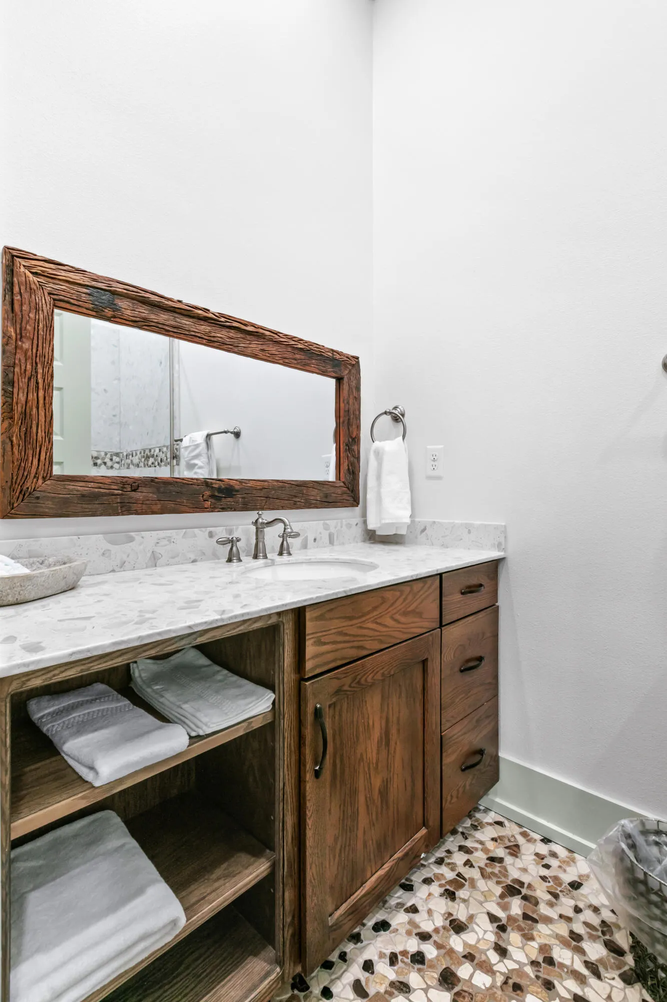 Panama City Beach, Florida, 32408, United States, 7 Bedrooms Bedrooms, ,8 BathroomsBathrooms,Residential,Active,2002649