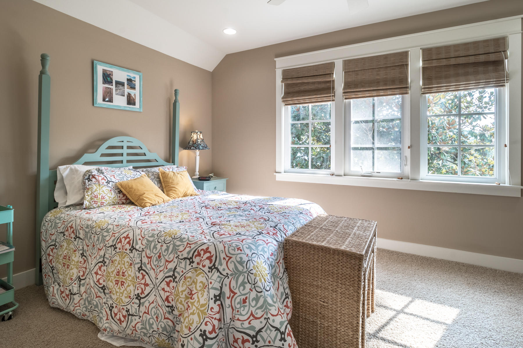 CARSON OAKS - Residential
