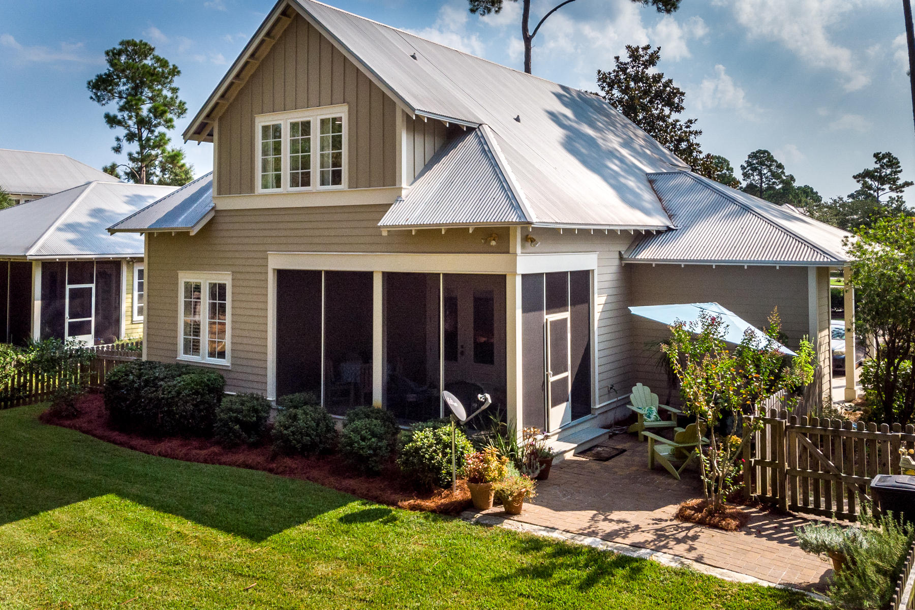 CARSON OAKS - Residential