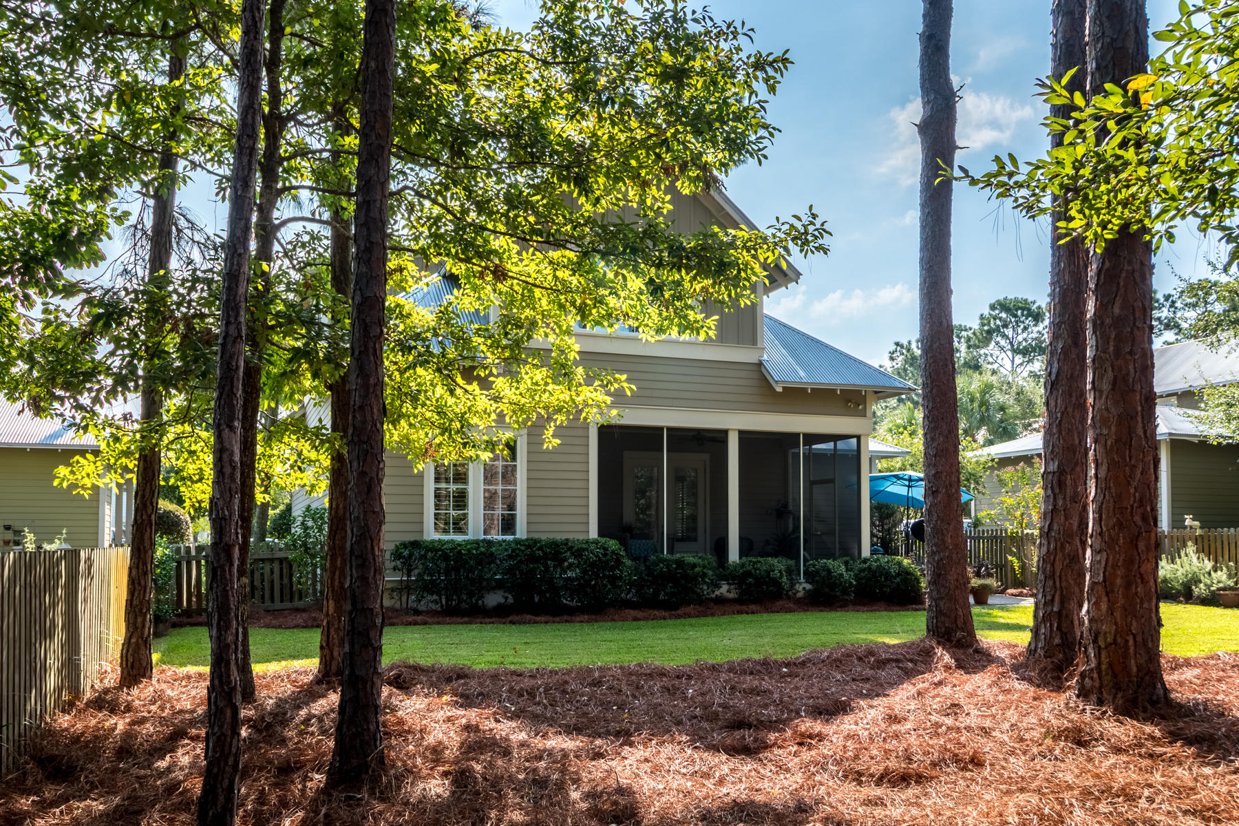 CARSON OAKS - Residential