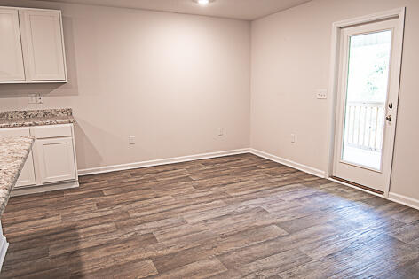 ASHTIN ESTATES - Residential Lease