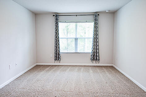 ASHTIN ESTATES - Residential Lease