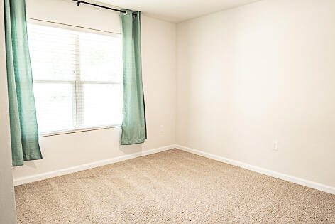 ASHTIN ESTATES - Residential Lease