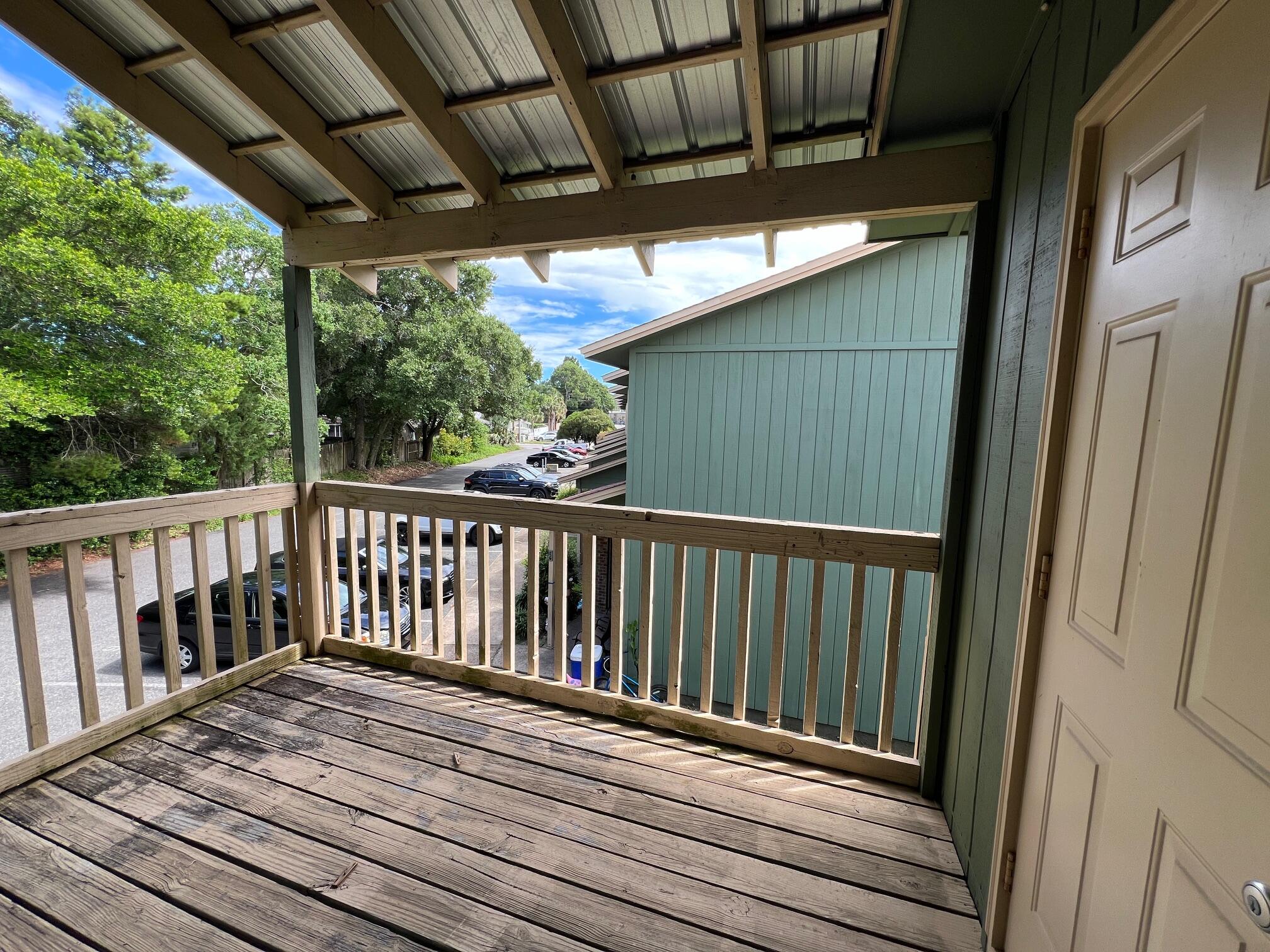 BIENVILLE SQUARE T/H - Residential Lease