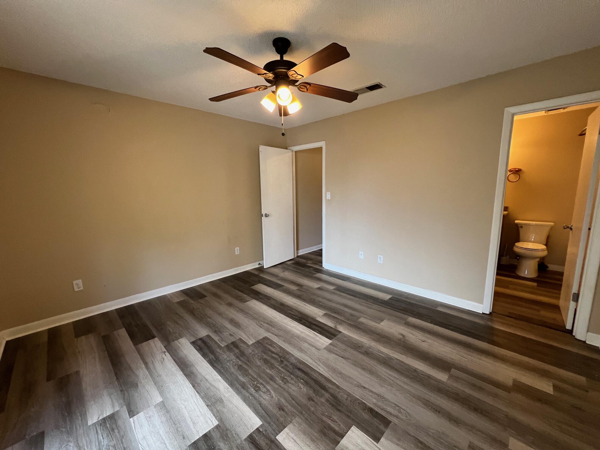 BIENVILLE SQUARE T/H - Residential Lease