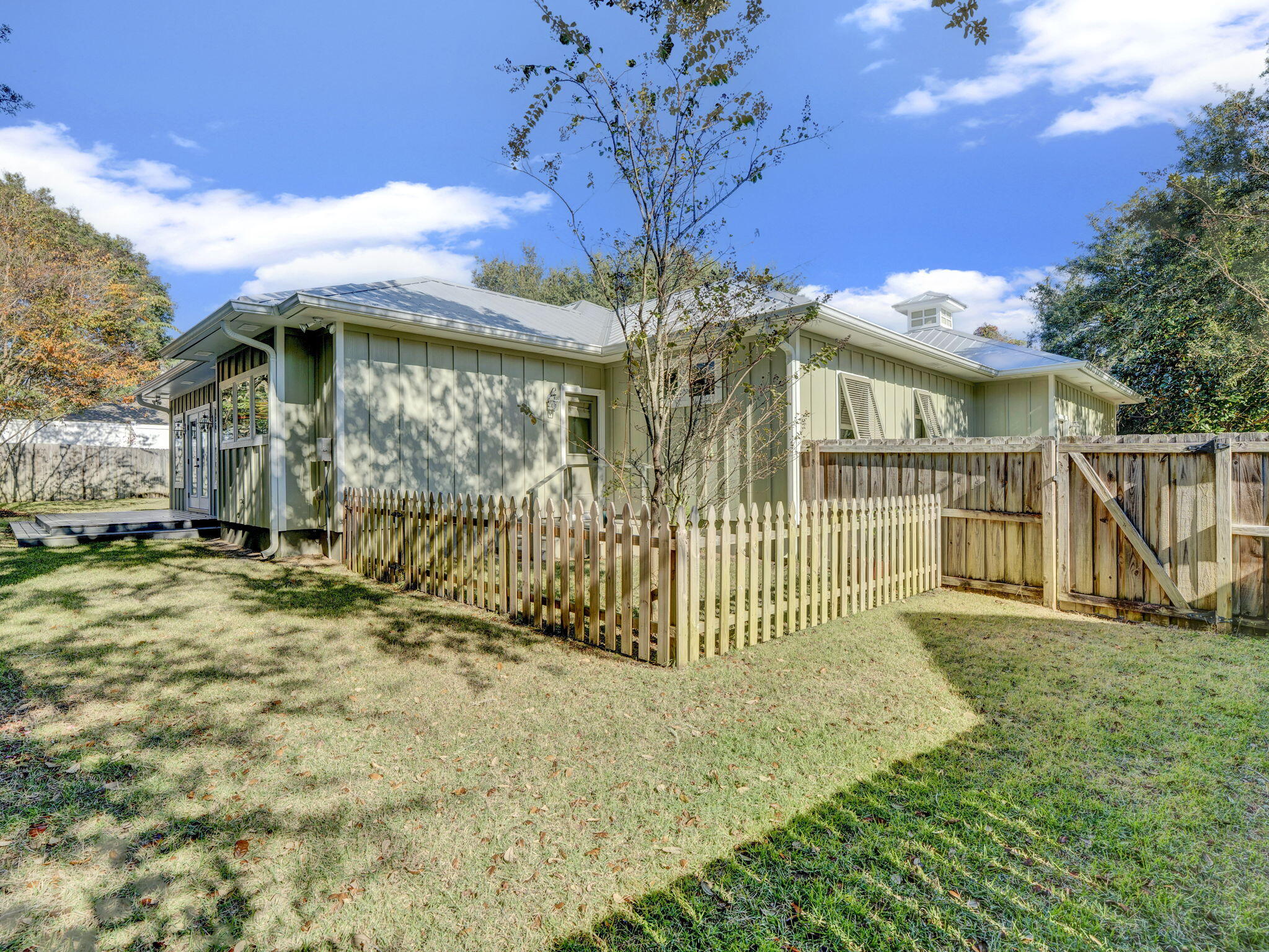 SANTA ROSA PARK - Residential