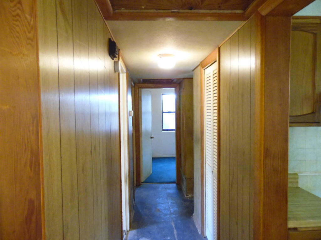 SEABREEZE ADD #3 LOT 2 BLK G - Residential