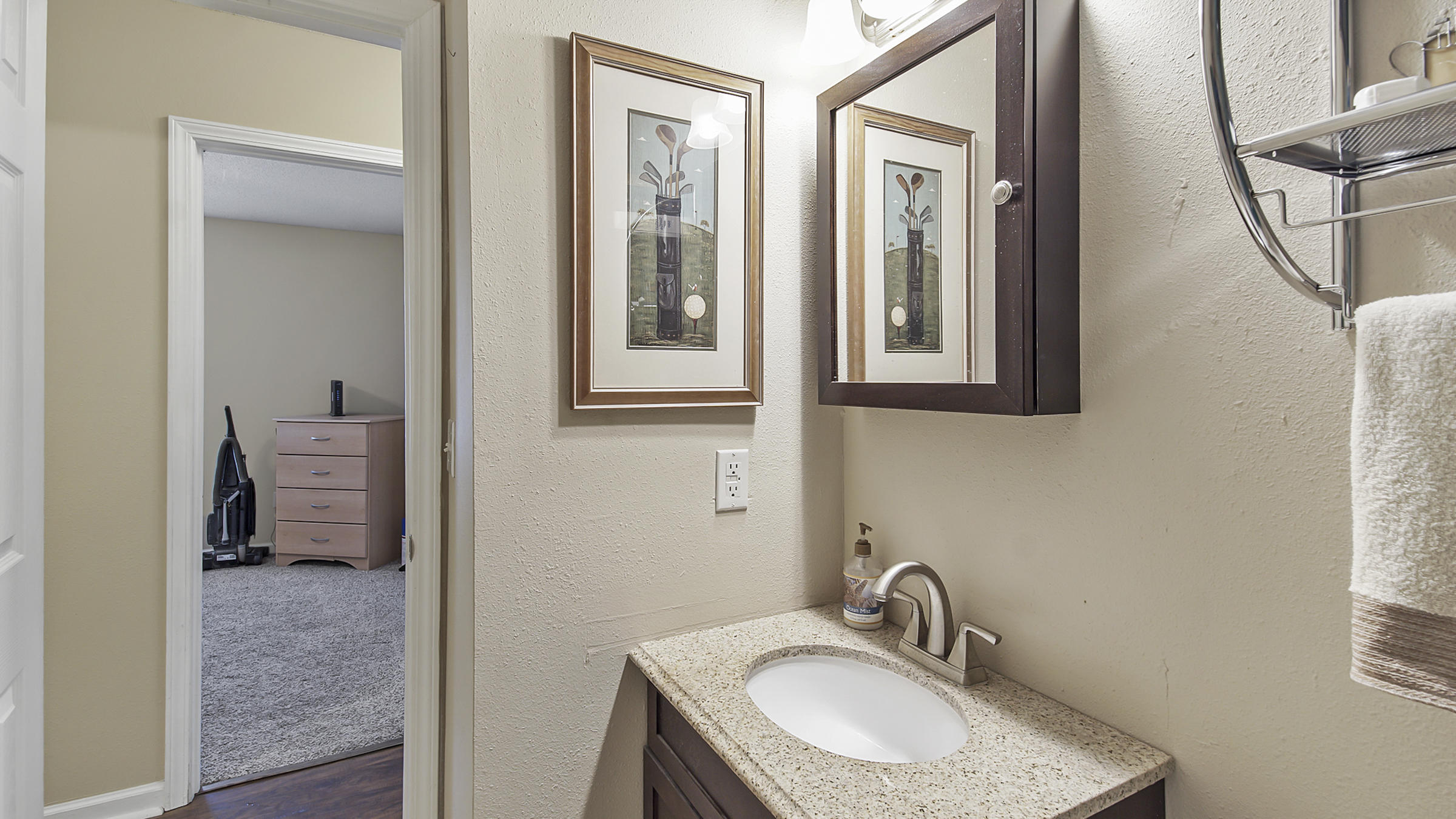 KAM AKERS S/D - Residential