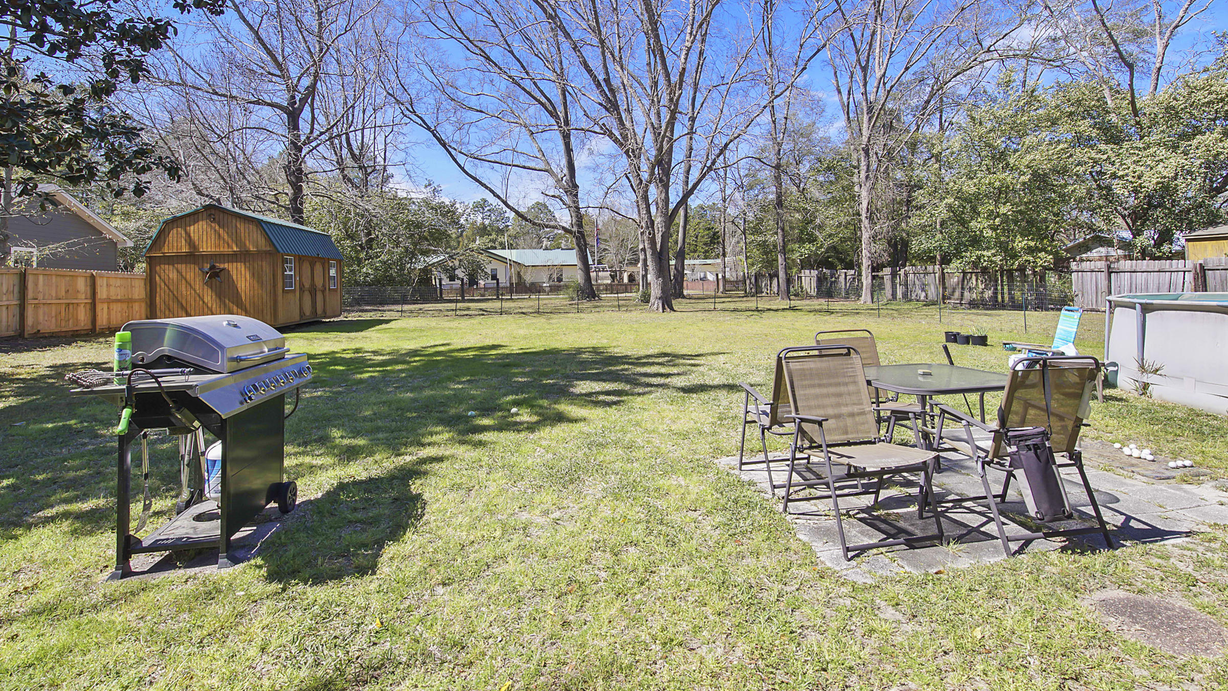 KAM AKERS S/D - Residential