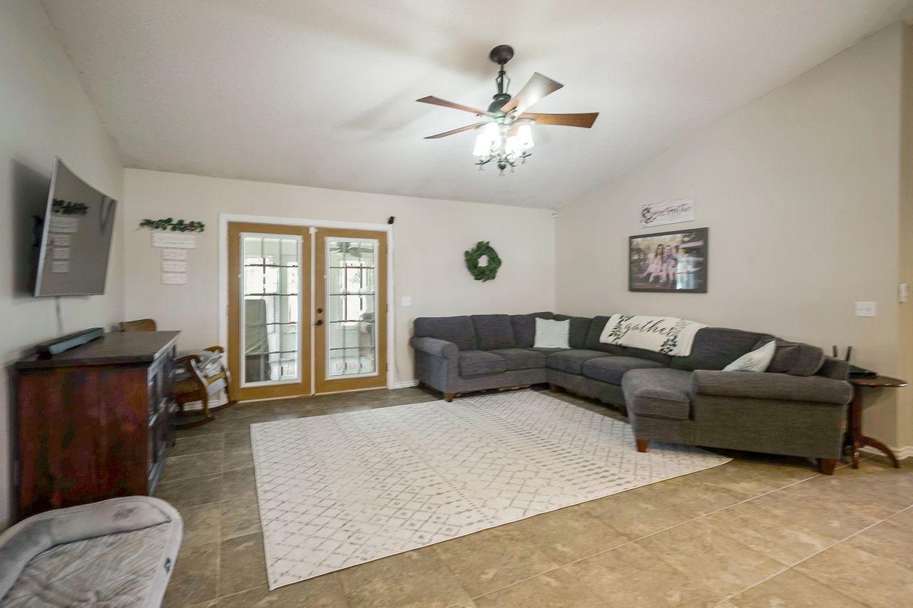 NORTHVIEW ESTATES 5TH ADDN - Residential