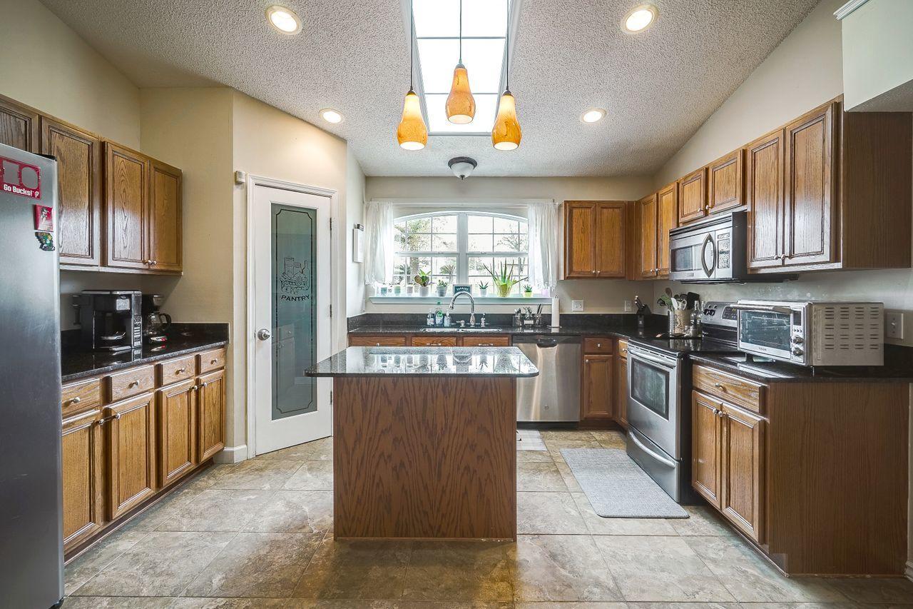 NORTHVIEW ESTATES 5TH ADDN - Residential
