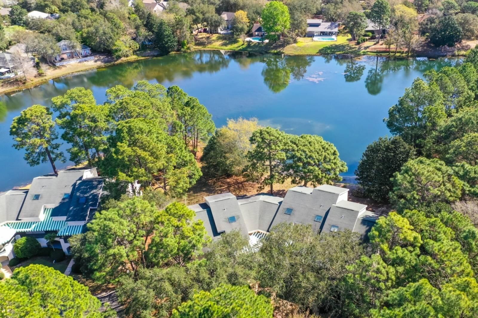 LAKESIDE CONDO AT BLUEWATER BAY - Residential