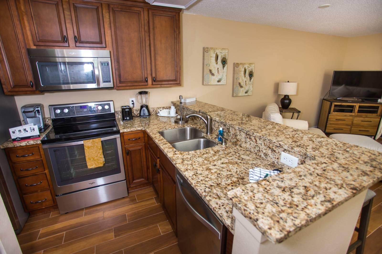 LAKESIDE CONDO AT BLUEWATER BAY - Residential