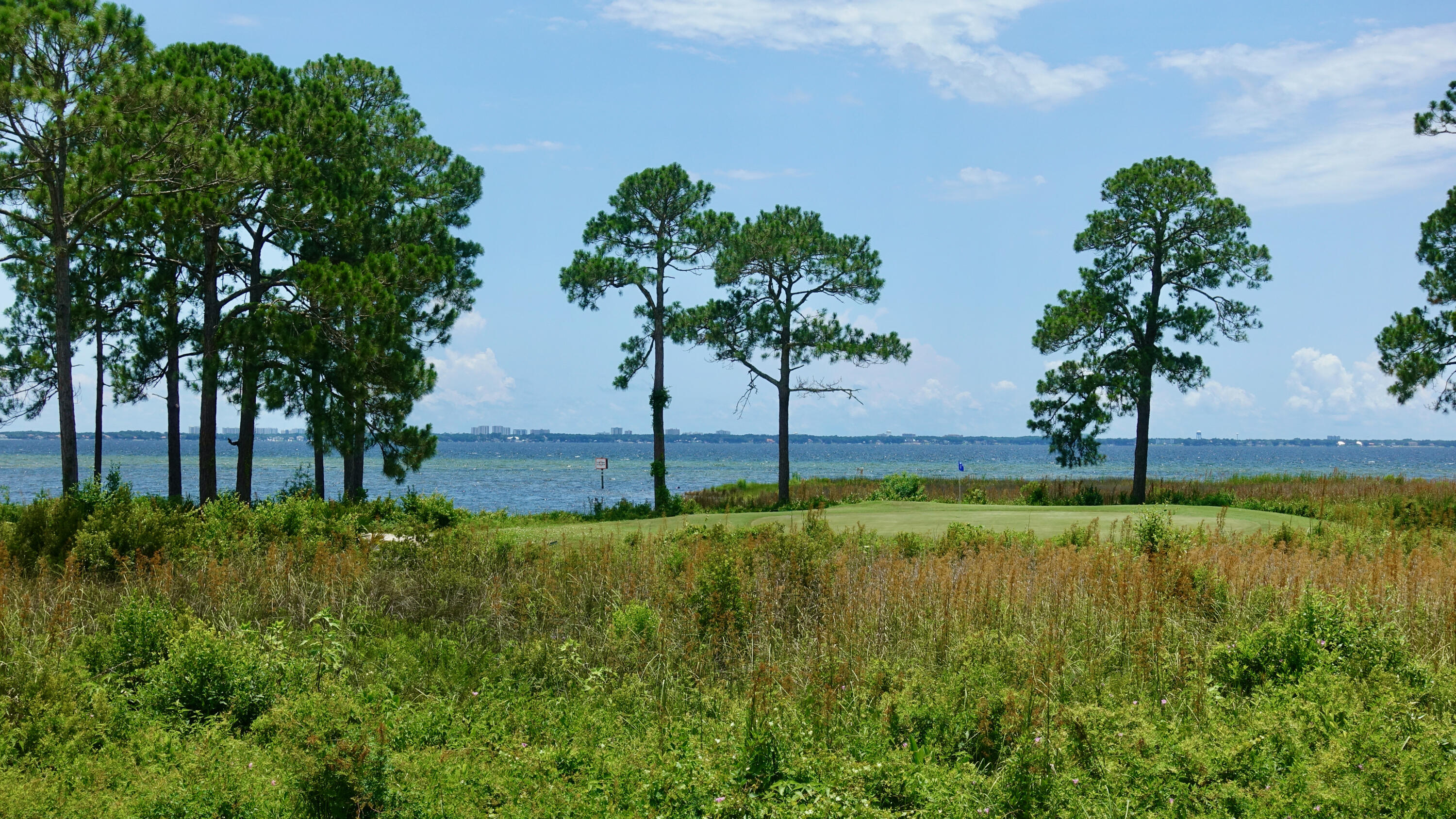 LAKESIDE CONDO AT BLUEWATER BAY - Residential