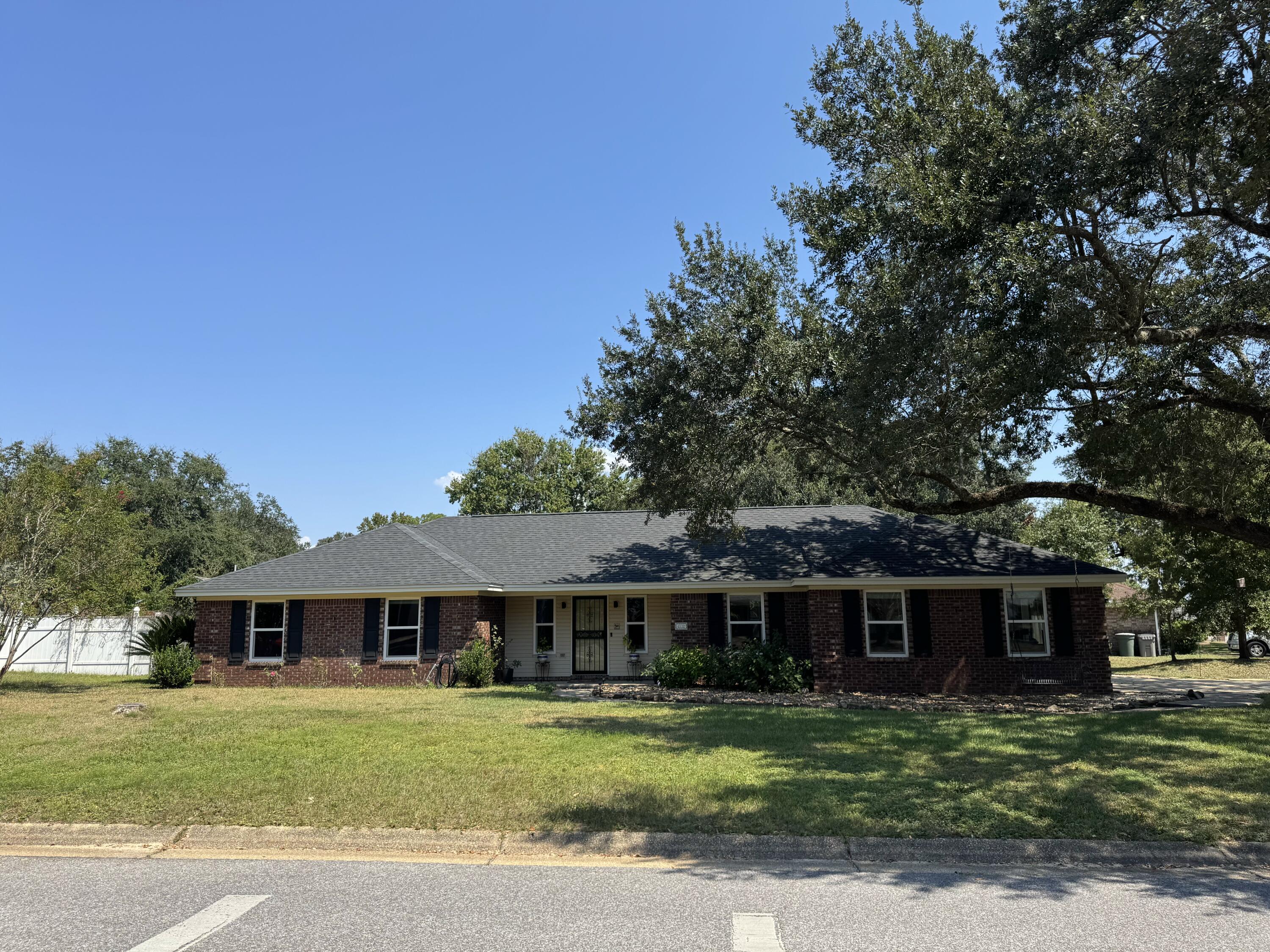 Former Parade of Homes entry maintained and upgraded in excellent condition with fresh paint, granite countertops and more! The home sits on a corner lot so it screams space! Fortunately for you it's within an HOA but its optional, so well-kept yards. All of the major components are fairly new such as the roof 2022, HVAC 2023. hot water heater 2022 and all new double paned efficient windows! The flooring was also updated. You'll love the formal dining room and foyer. Bedroom 4 is an office/study with built-in oak bookcases that could be removed to return it to a bedroom. Plenty of storage!*Very convenient location Belle Meadow is 1.2 miles from University Mall, approximately the same to the University of West Florida. Not too far from base. All appliances were also updated and high-end!
*Professional Photos coming soon! This home is a must see, schedule your showing today!!