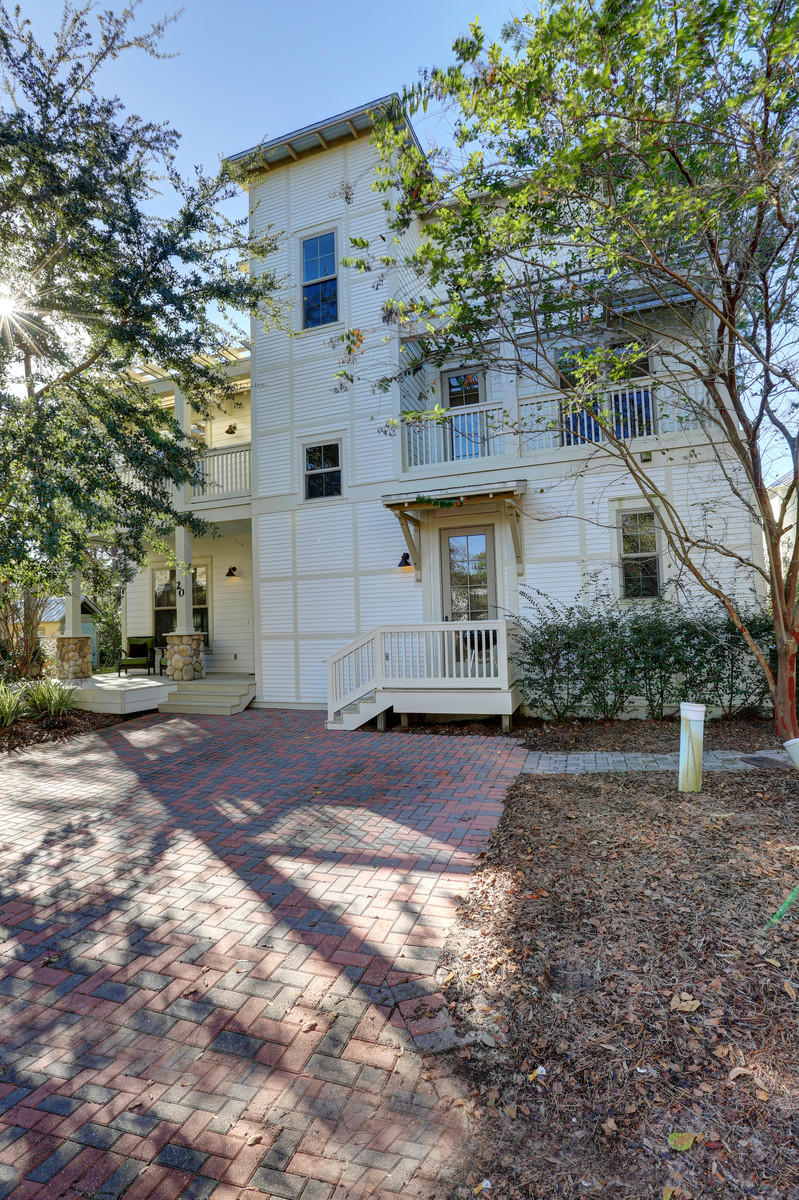 GRAYTON COVE - Residential