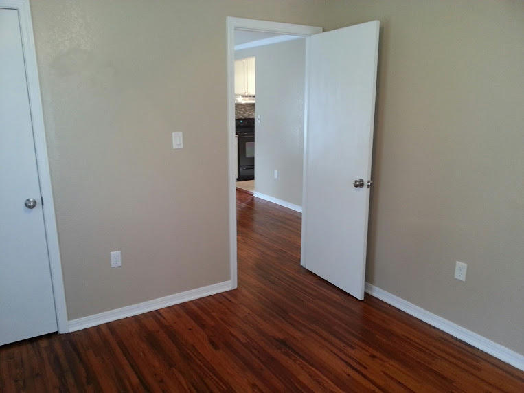 EDNEYS WEST HILL - Residential