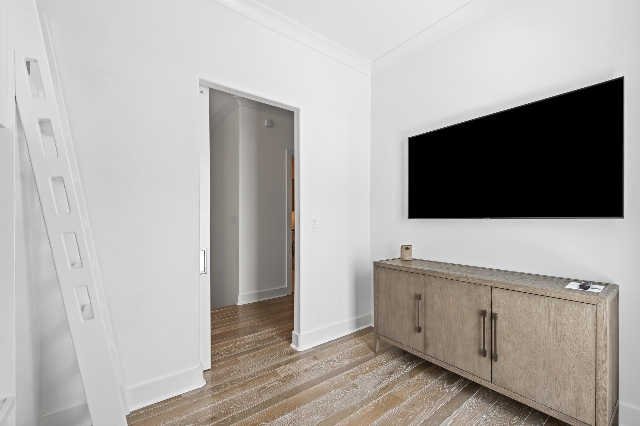 ALYS BEACH - Residential