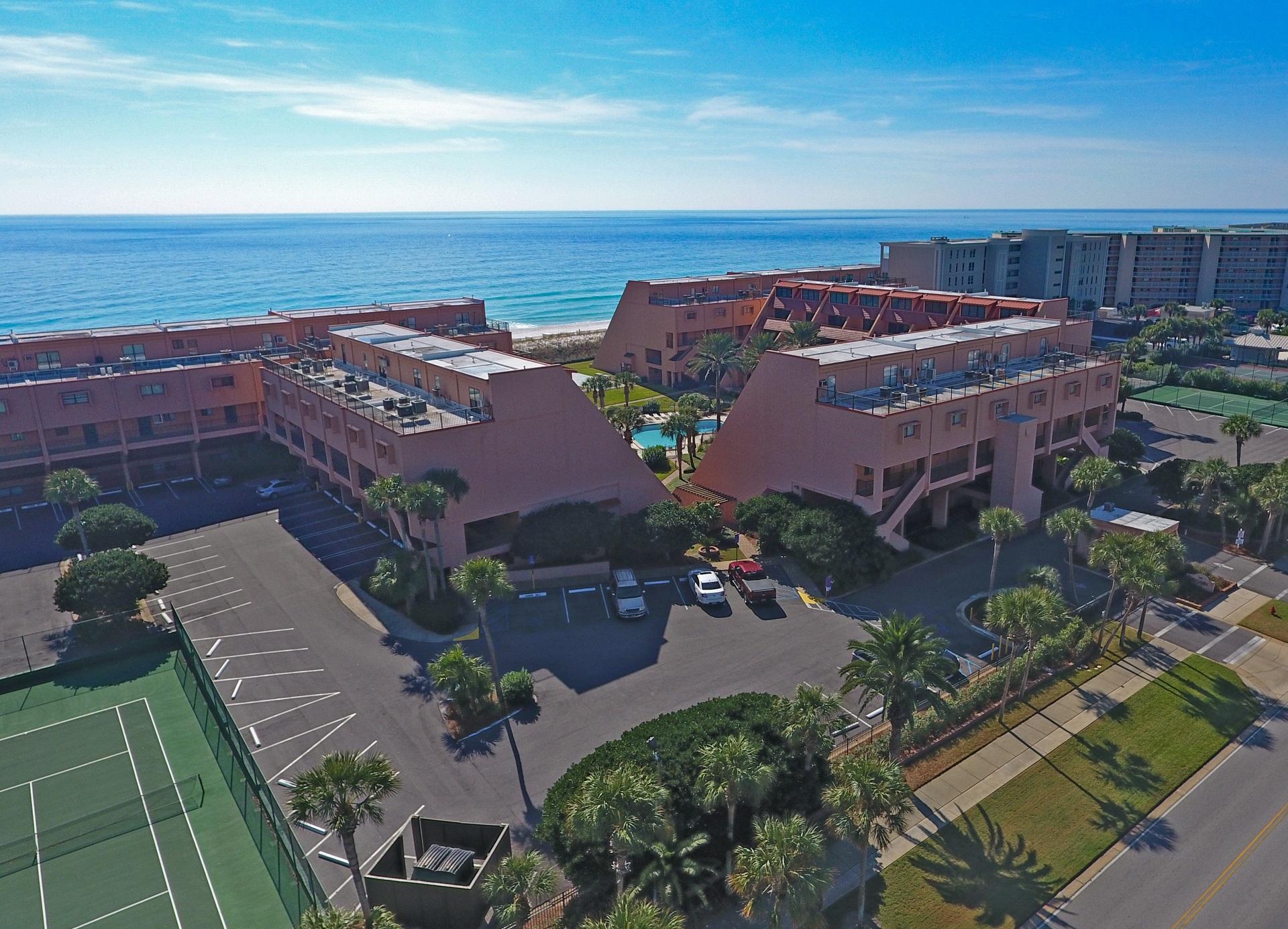 AEGEAN CONDO - Residential