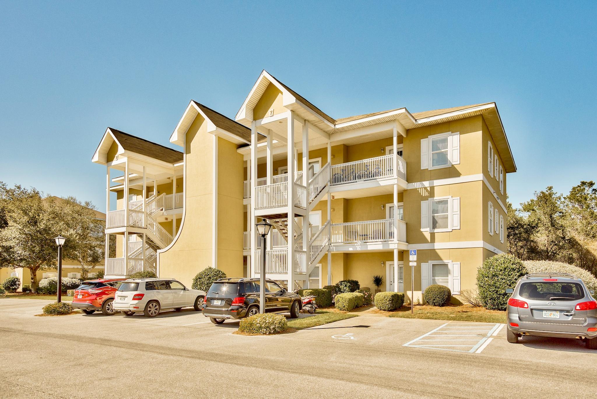 HERONS WATCH CONDO PH 3 - Residential