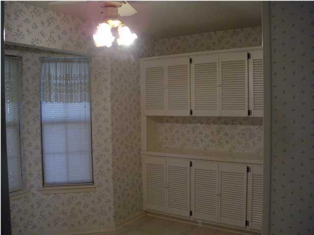 DONLABROOK GARDYNS - Residential