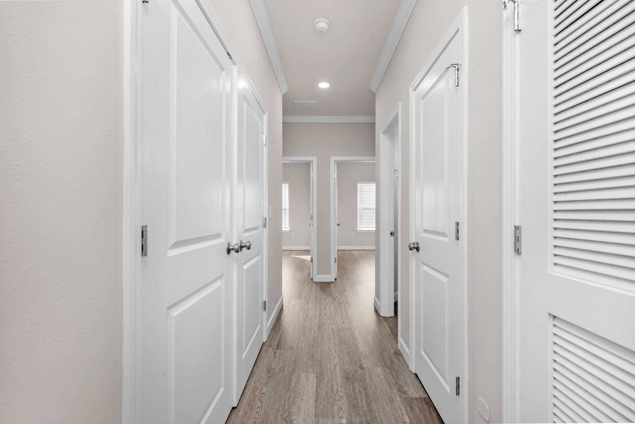 STABLE LANES - Residential